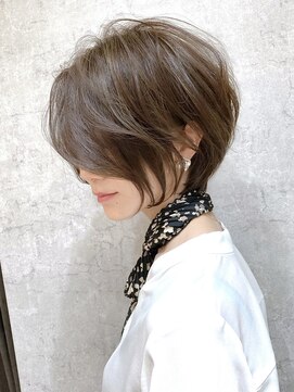 バンプ ギンザ(BUMP GINZA) ハイライト×アッシュグレージュ×ひし形30代【安野】★