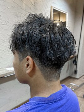 ミオ ベガ(Mio'' VEGA) アップバングショート