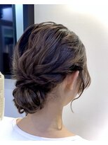 ヘアセット/シニヨンスタイル