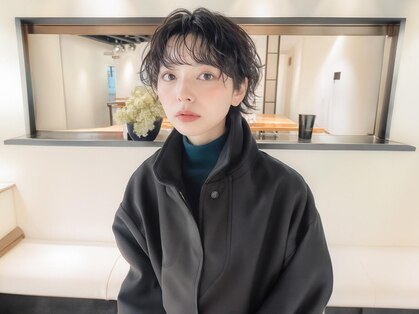 シオミエイチタルミ(shiomi H TARUMI)の写真