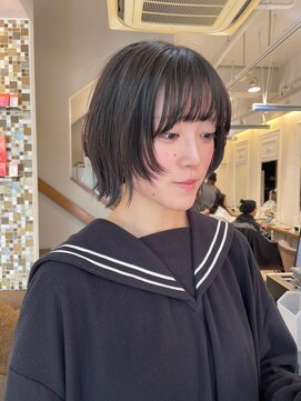 ネオリーブアイム 横浜西口店(Neolive aim) 顔まわりレイヤーボブルフ黒髪横浜【成田】