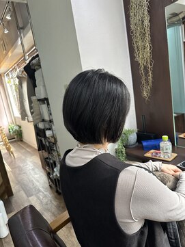 ルアン(Luan) ショートボブ