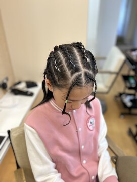 キッズダンスのヘアセット