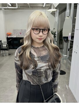 ティント 梅田(Tint) 【TOMOKI】ホワイトカラー × ルーツカラー《大阪梅田駅》