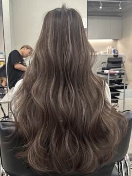 リリット(ReLit) くすみベージュマロンベージュホワイトブロンド細めハイライト