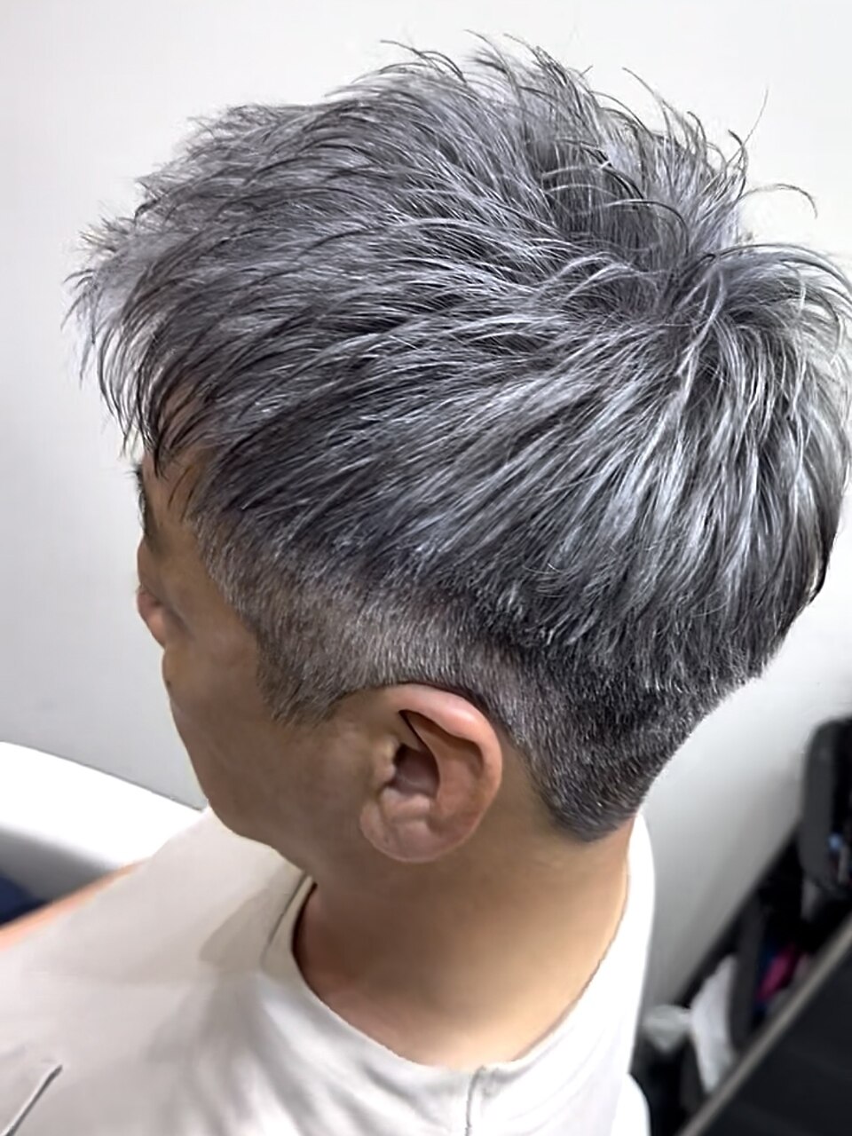 白髪ぼかし/イケオジヘア/シルバーメッシュ/ツーブロック：L253640071