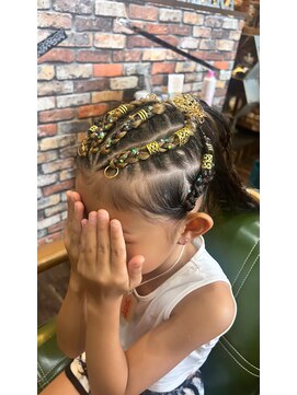 プラメーラ(PRAMEERA) 祭りヘア【キッズ/ダンス/コーンロー/ブレイズ】