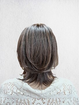 ルッカ(Rukka) クセをいかしたレイヤーカット