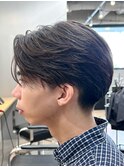 メンズリバースセンターパートニュアンスパーマブルーブラック