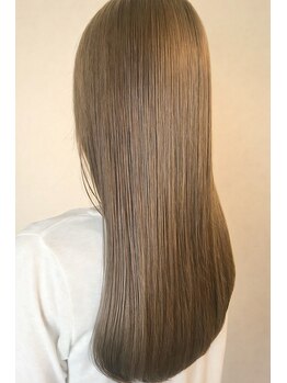 オールバイワンネス(ALL by One'Ness)の写真/ナノメテオ髪質改善で憧れの艶髪へ♪毛先まで潤う柔らかな艶ストレート。癖や広がりが気になる方へ♪