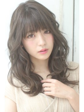 マカナ(makana) 外国人風カラー/アッシュブラウン/ふわミディ/大人かわいい/