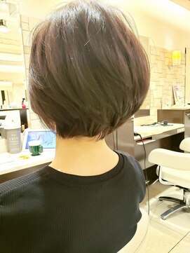 アルティコアナチュール(ALTI COR NATURE) 前髪なしで見せる”美人見え”前下がりショートボブ〈札幌大通〉