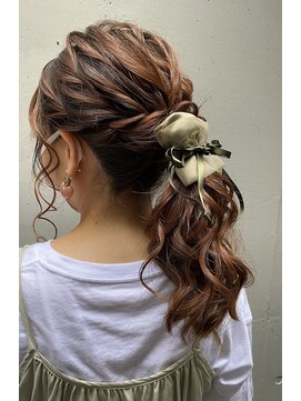 ヘイルジューシー(hail JUICY) お洒落ポニーとトゥワインアクセ♪