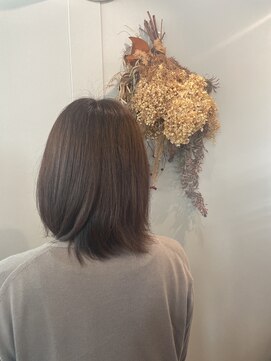 ニコ(NiCO) 全体アロマカラー、お白髪予防で艶々カラー♪