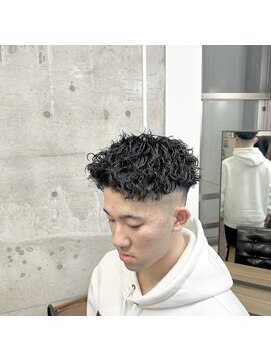 メルシー トータル ブランディング サロン(merci TOTAL BRANDING SALON) フェードショート×ツイストスパイラル 横浜