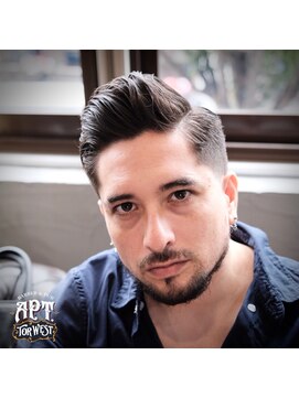 エーピーティートアウエスト(APT. TOR WEST) side part