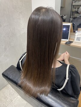 イフバイフィーカ(iF. by FiiKA) 髪質改善ストレートでうる艶髪へ