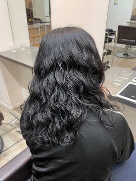 アーク 表参道(arc) 黒髪でもかわいいパーマスタイル