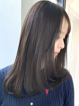 ローネス(LONESS) セミロングの王道レイヤースタイル◎