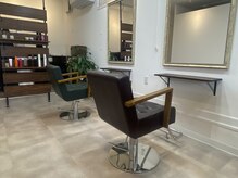 オーブ(ove)の雰囲気(セット面は2席 リラックスしてお過ごしください)