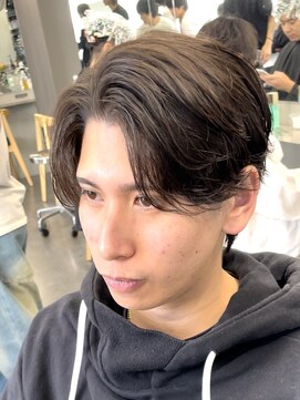 フィフスパーク(fifth PARK) 渋谷フェザーパーマシャドウパーマ緩め刈り上げセンターパート