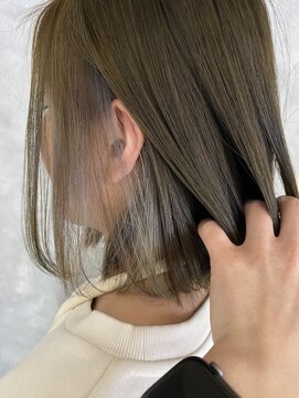 モク(mok) タッセルボブ×インナーカラー