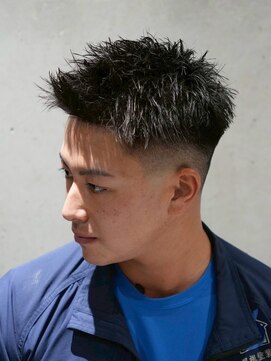 メッツ 原宿(METS) MEN'S/アップバングショート×スキンフェード/短髪