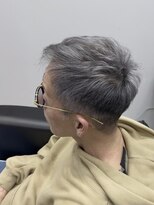 ソレリア(Soleria)&nbsp;前髪立ち上げ×ホワイトメッシュナチュラルショート