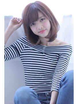 オウル(Owll) 大人かわいいとろみワンカールミディアムボブ