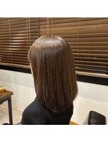 ロール(ROLE)&nbsp;イルミナカラーサファリ　ミディアムボブ