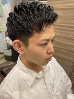 銀座マツナガ 神田店 黒髪ショート刈り上げハードスタイル