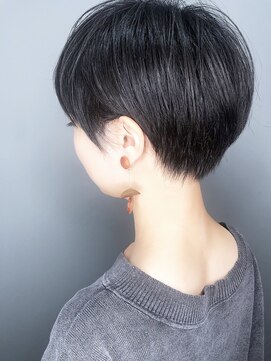 ラウンジ モリオ イケブクロ(Lounge MORIO Ikebukuro) 【morio池袋】2021年人気大人可愛い耳かけ小顔ショート