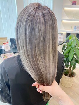 アーチバイケンジ(arch by kenje) グレージュ/ハイライトカラー