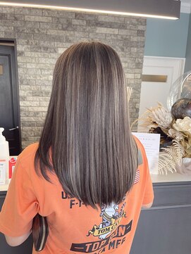 ディア(Dia) シルバー系、メリハリハイライト