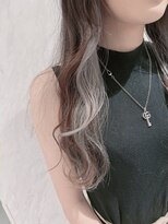 リー 京橋(Lee) 店長今里☆ホワイトグレーのインナーカラー☆