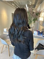 シダ(sida SAIIN) 【牧内】アッシュブルー/ロングヘア/20代30代