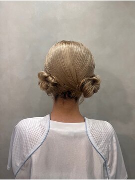 ウルー 六本木店(uruu) 【お団子ツインスタイル】六本木/六本木駅/ヘアセット/早朝