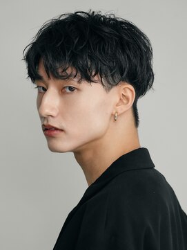 バイフィフス 原宿/表参道(by fifth) 30代センターパートサーフカールルーズパーマシャドウパーマ