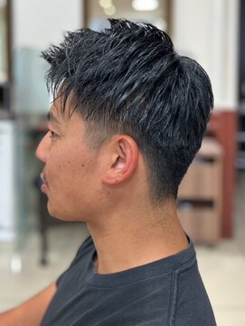 ヘアークリアー 蕨 【メンズ】初めてでも似合う万能レイヤー!