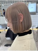 渋谷ブリーチカラータッセルボブ顔周りレイヤー切りっぱなしボブ