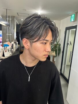 メンズサロン キング 梅田店(Men’s salon K!ng) 波巻きツイストスパイラルパーマ/フェザーパーマ/眉毛/メンズ