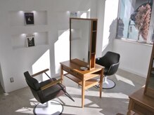 ホワイト キタサンドウ(WHiTE kitasando)