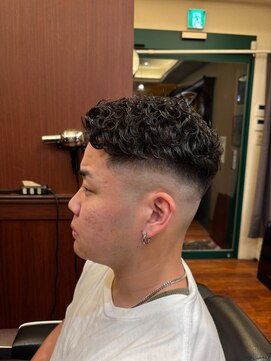 ブロートーキョー(BroTokyo) MEN'Sツーブロックメンズフェード極道パーマ