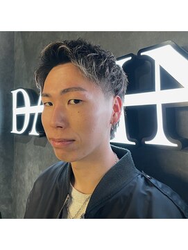 スタッグス バイ ダムディートーキョー 錦糸町(STUG'S By DAMDEE TOKYO) サーフカール/波巻きツイストスパイラル[錦糸町/理容室]