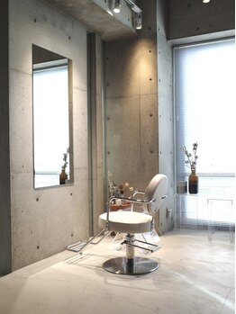 アイデンアンドティティ(IDEN AND TITY)の写真/【平安通/大曽根】少人数スタッフだから居心地◎ゆっくり落ち着いて過ごせる隠れ家プライベートサロン*