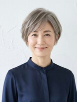と和 巣鴨&nbsp;【白髪活かし】プラチナバレイヤージュの大人の都会的ショート