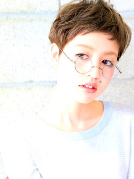 ヘアサロン ガリカ 表参道(hair salon Gallica) ☆パリジェンヌ風 グレージュカラー × 毛束感 short style ☆