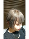シルバーアッシュ ショートボブ