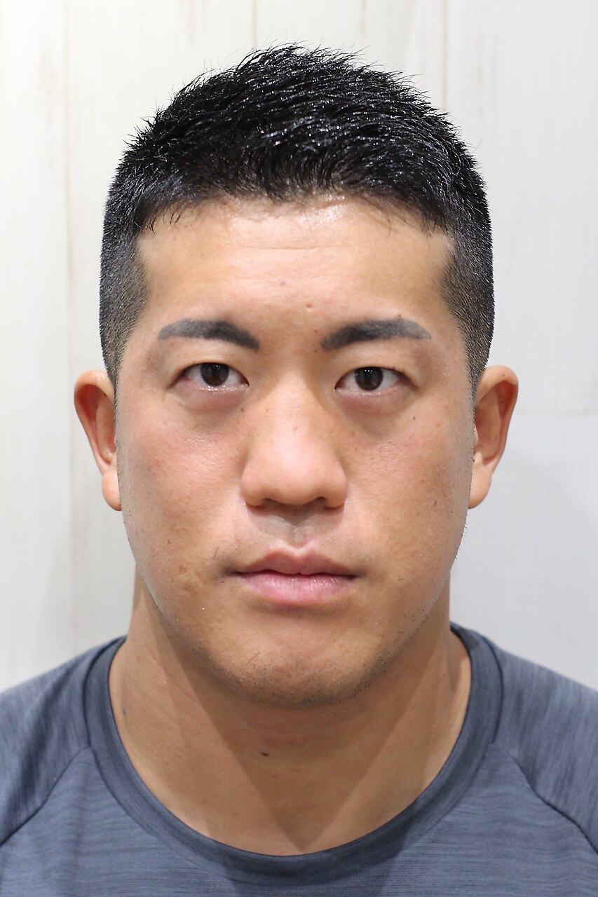 ソフトモヒカン風刈上げベリーショート短髪ツンツンジェルセット
