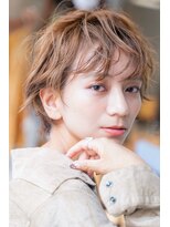 アメリ 新宿(Ameri)&nbsp;Ameri シルクベビィ小顔ショート　イルミナカラー　【新宿】